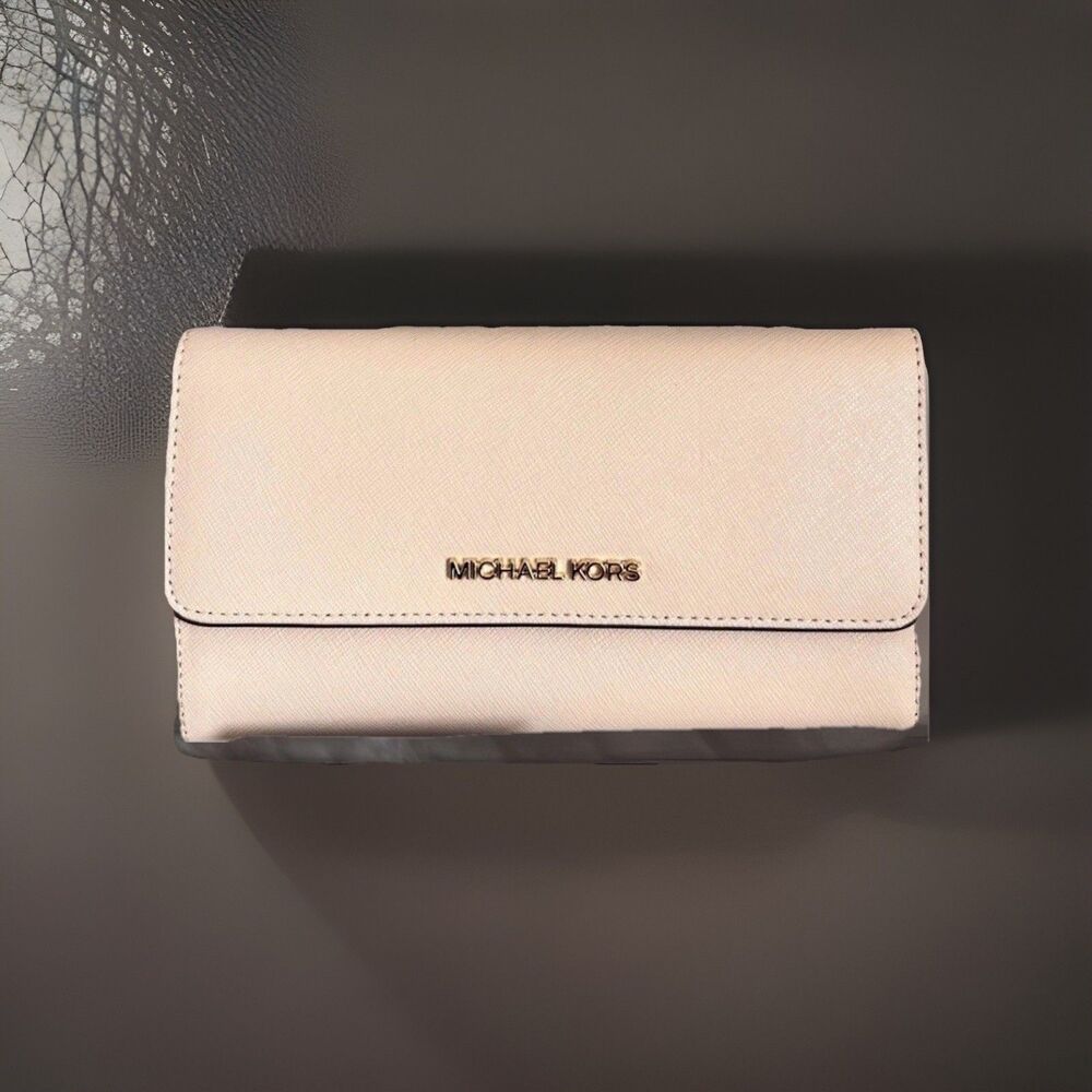 Michael Kors Beige Leather Wallet  Trifold